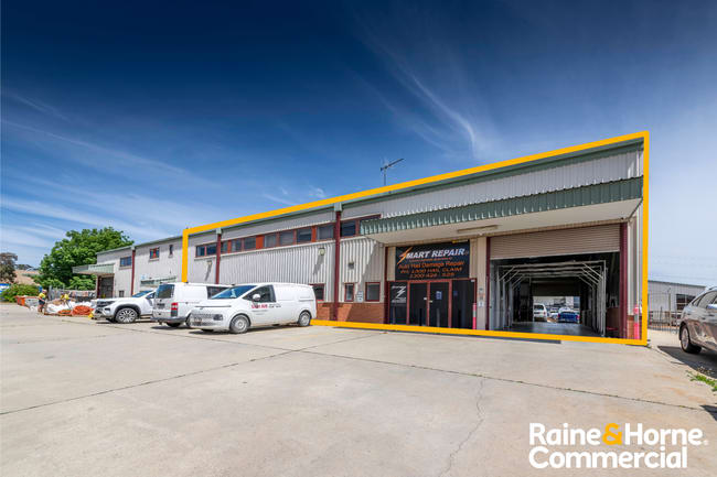 2/32 Raws Crescent Hume ACT 2620