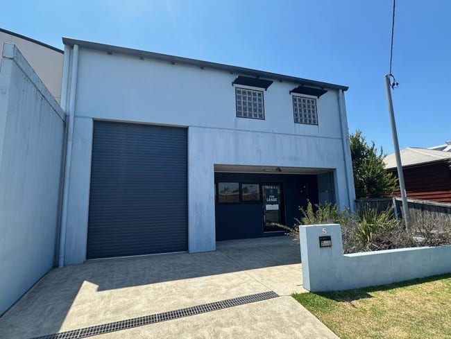 5 Hogue Street Maryville NSW 2293 5 Hogue Street Maryville NSW 2293