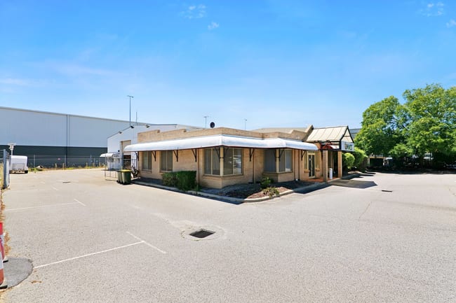 20 Sorbonne Crescent Canning Vale WA 6155 20 Sorbonne Crescent Canning Vale WA 6155