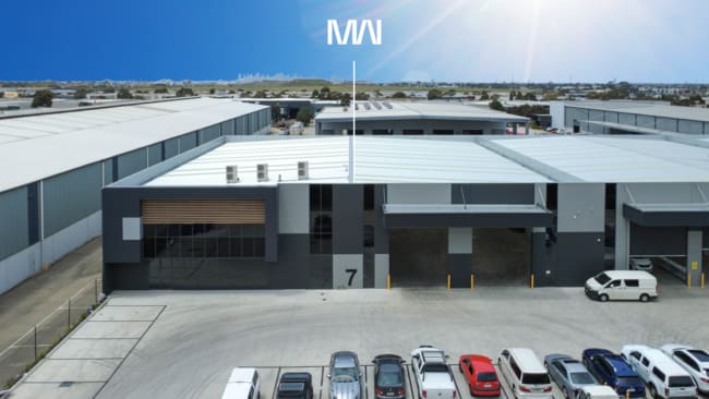 222 Fairbairn Road Sunshine West VIC 3020 222 Fairbairn Road Sunshine West VIC 3020