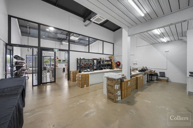 4/141-149 Ingham Road West End QLD 4810