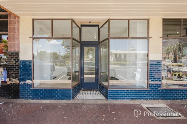194 Whatley Crescent (aka 43-194 Eighth Ave) Maylands WA 6051 194 Whatley Crescent (aka 43-194 Eighth Ave) Maylands WA 6051