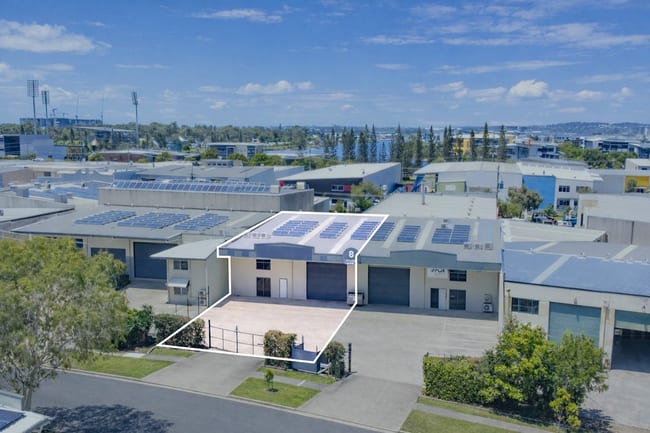 1/8 Dual Avenue Warana QLD 4575