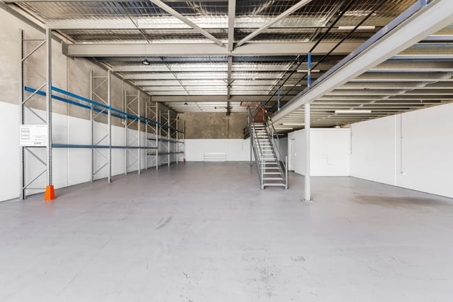 2/1 Hathor Way Bibra Lake WA 6163