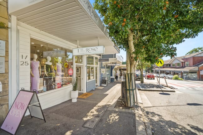 1/25 Redleaf Avenue Wahroonga NSW 2076 1/25 Redleaf Avenue Wahroonga NSW 2076