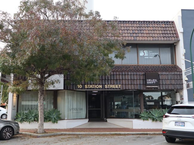 2/10 Station Street Cottesloe WA 6011 2/10 Station Street Cottesloe WA 6011