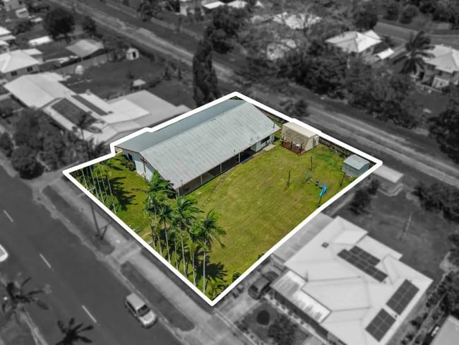 33-35 Yarrum Street Earlville QLD 4870