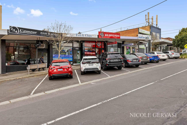 134 Snell Grove Oak Park VIC 3046 134 Snell Grove Oak Park VIC 3046