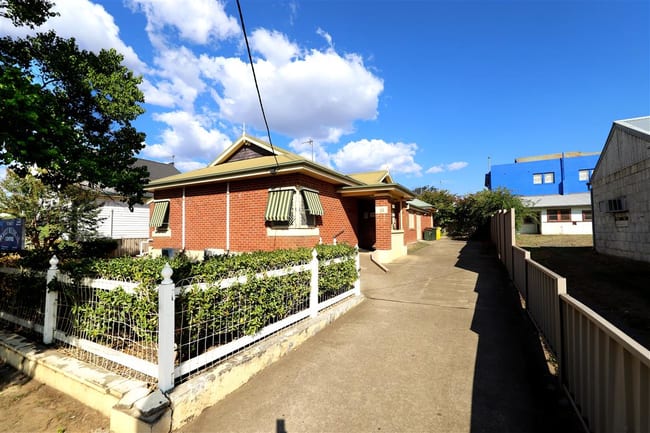 32 Merivale Street Tumut NSW 2720 32 Merivale Street Tumut NSW 2720