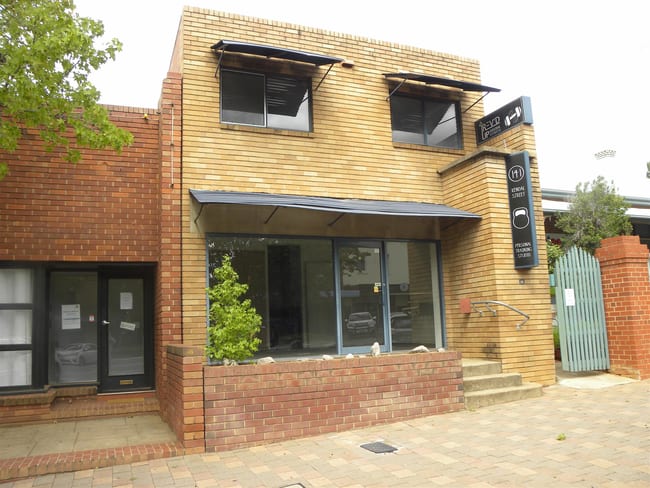 141 KENDAL STREET Cowra NSW 2794 141 KENDAL STREET Cowra NSW 2794