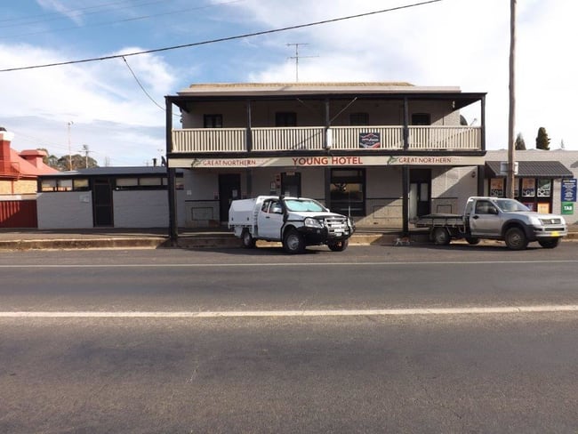 89 Lynch Street Young NSW 2594 89 Lynch Street Young NSW 2594
