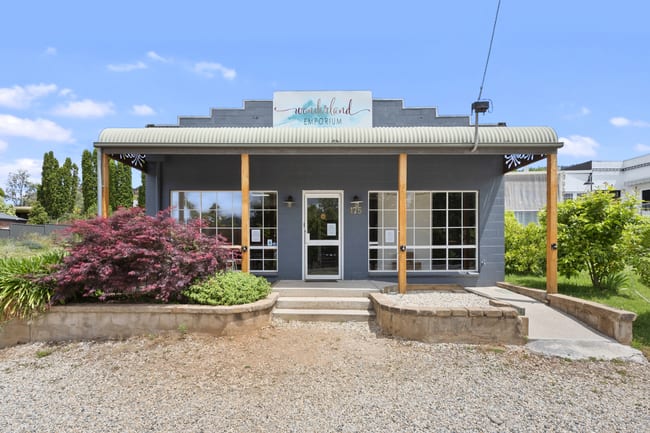 175 Kiewa Valley Highway Tawonga South VIC 3698