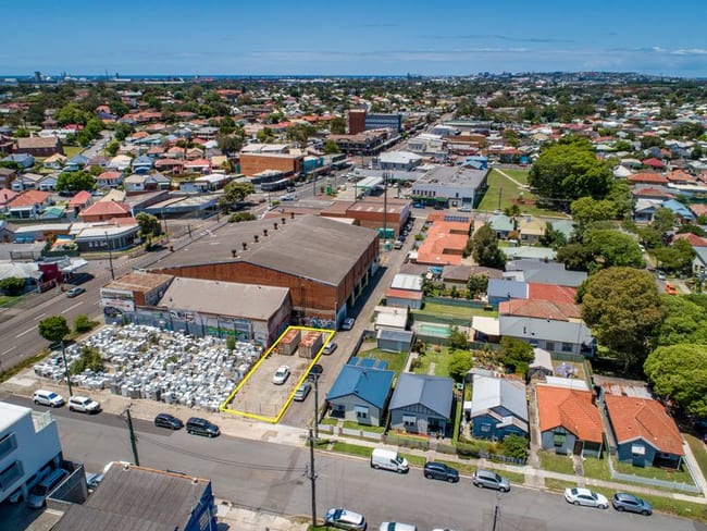 4 Denison Street Mayfield NSW 2304 4 Denison Street Mayfield NSW 2304