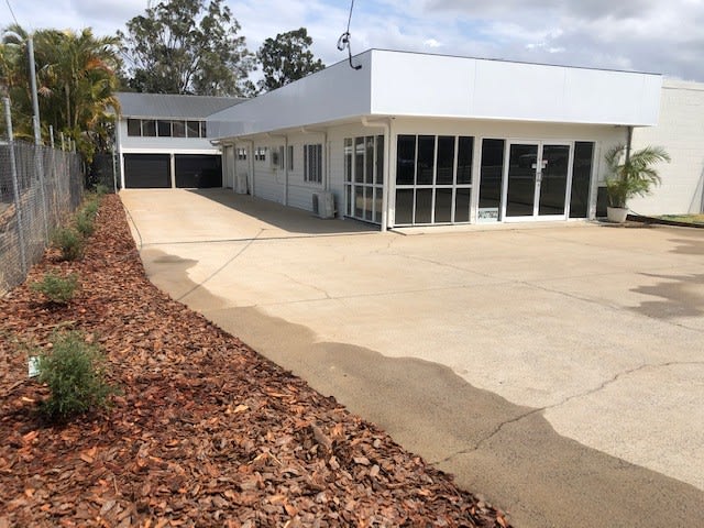 111 Old Maryborough Road Pialba QLD 4655 111 Old Maryborough Road Pialba QLD 4655