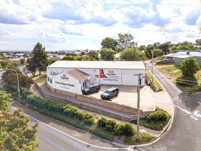 6 Lynch Street Cowra NSW 2794 6 Lynch Street Cowra NSW 2794