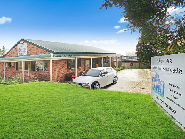 1 Macleay Place Albion Park NSW 2527