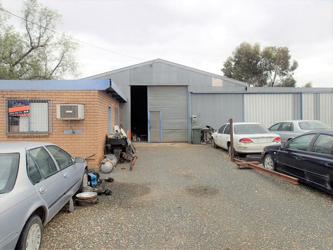 5 Chapman St Urana NSW 2645 5 Chapman St Urana NSW 2645