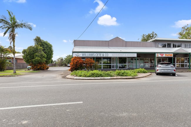 9 & 10/53 Front Street Mossman QLD 4873 9 & 10/53 Front Street Mossman QLD 4873