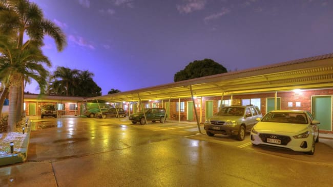 94-98 Bowen Rd Rosslea QLD 4812 94-98 Bowen Rd Rosslea QLD 4812