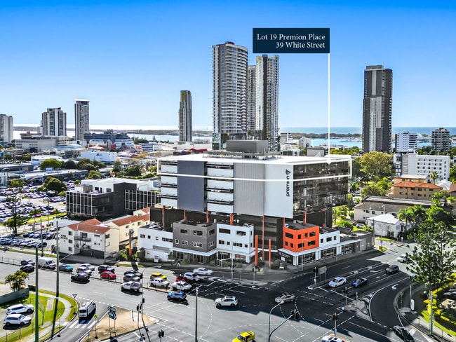 39 White Street Southport QLD 4215 39 White Street Southport QLD 4215