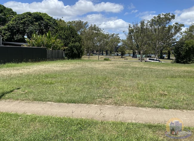 30 Perry Street Bundaberg North QLD 4670 30 Perry Street Bundaberg North QLD 4670