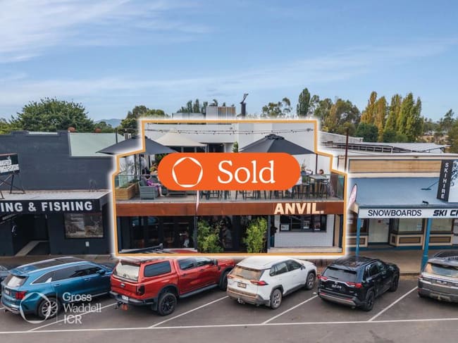 15 High Street Mansfield VIC 3722 15 High Street Mansfield VIC 3722