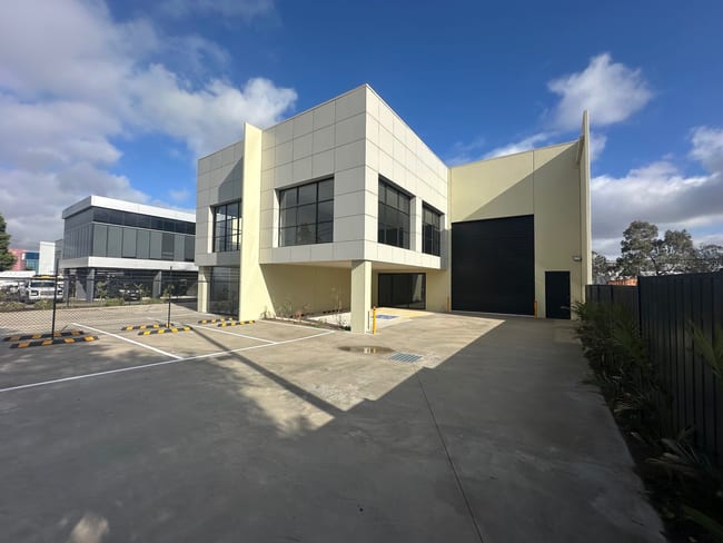 33 & 33A Nathan Drive Campbellfield VIC 3061