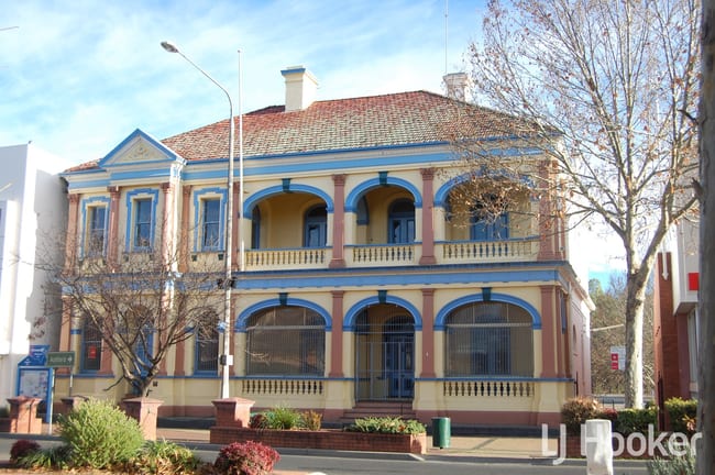 56 Byron Street Inverell NSW 2360 56 Byron Street Inverell NSW 2360