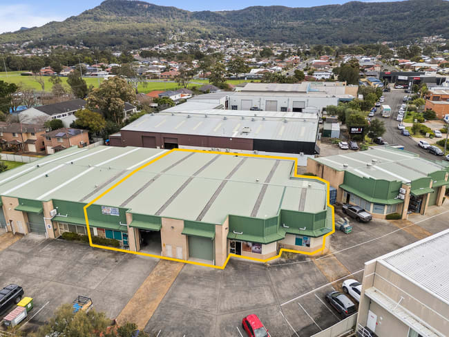 3 & 4/77 Jardine Street Fairy Meadow NSW 2519 3 & 4/77 Jardine Street Fairy Meadow NSW 2519