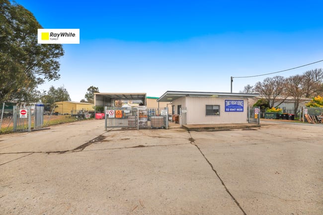 15-17 Boundary Street Tumut NSW 2720 15-17 Boundary Street Tumut NSW 2720