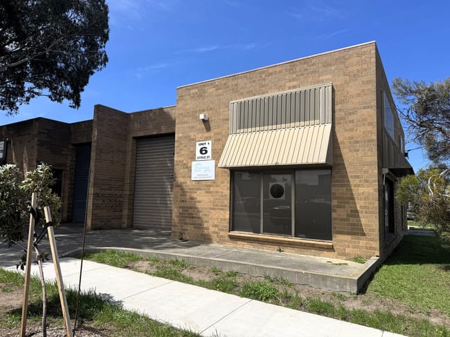 1/6 Citrus Street Braeside VIC 3195