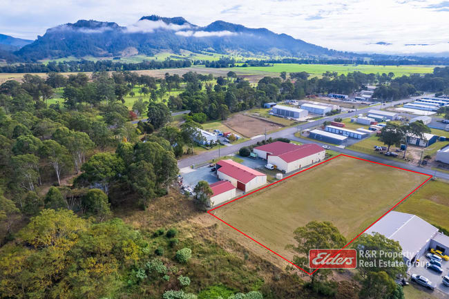 4 Johnson Street Gloucester NSW 2422 4 Johnson Street Gloucester NSW 2422