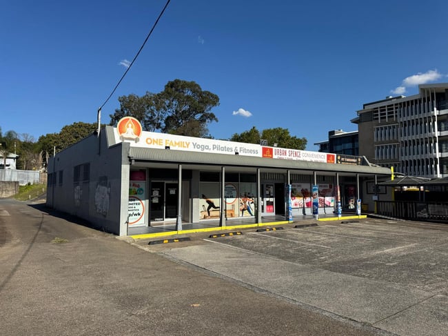 99 Seville Road Holland Park QLD 4121