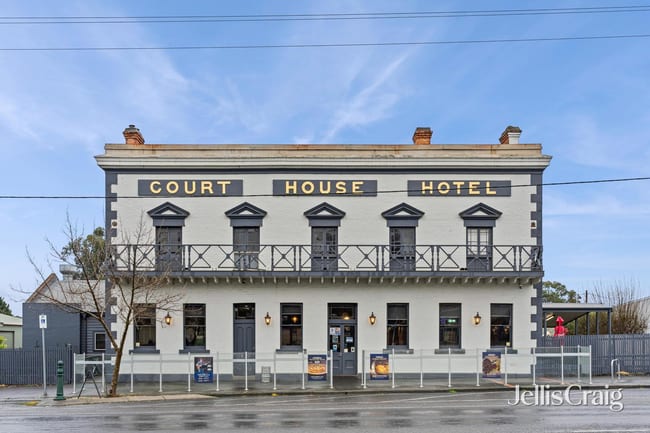 63 Brooke Street Smythesdale VIC 3351 63 Brooke Street Smythesdale VIC 3351