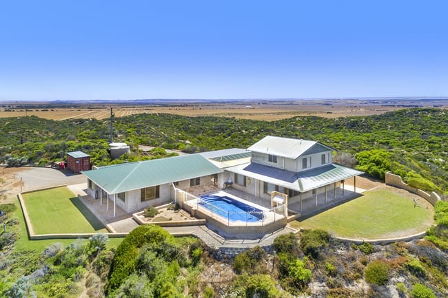 Lot 2804, 8211, 2896 Company Road South Greenough WA 6528 Lot 2804, 8211, 2896 Company Road South Greenough WA 6528