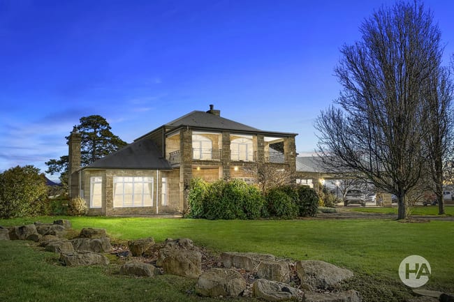 90 Grant Road Somerville VIC 3912