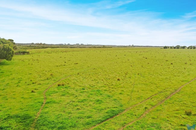 80 Hollands Landing Road Meerlieu VIC 3862 80 Hollands Landing Road Meerlieu VIC 3862