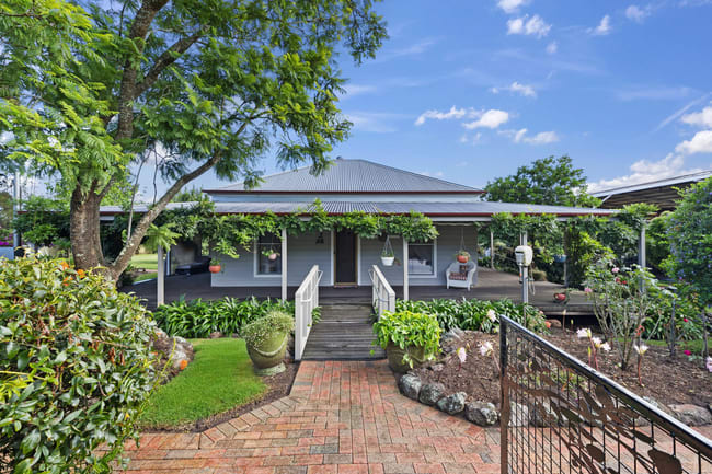 364 Six Mile Road Eagleton NSW 2324 364 Six Mile Road Eagleton NSW 2324