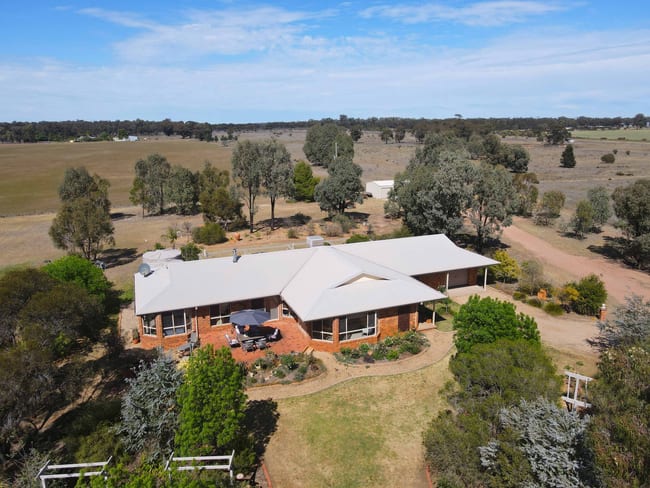 449 Mid Western Highway West Wyalong NSW 2671 449 Mid Western Highway West Wyalong NSW 2671