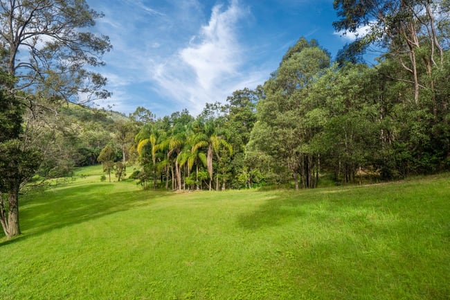 38 Gerara Court Clagiraba QLD 4211