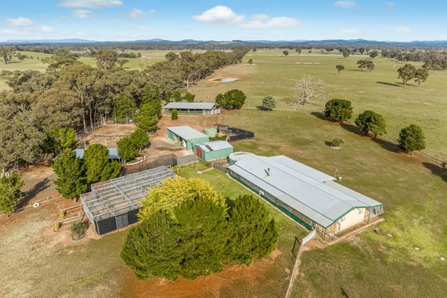 319 Hoods Lane Moormbool West VIC 3523 319 Hoods Lane Moormbool West VIC 3523