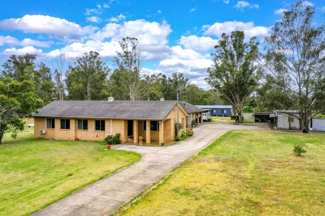 35 Mersey Road Bradfield NSW 2556 35 Mersey Road Bradfield NSW 2556