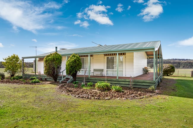 92 Clay Gully Lane Mcintyre VIC 3472 92 Clay Gully Lane Mcintyre VIC 3472