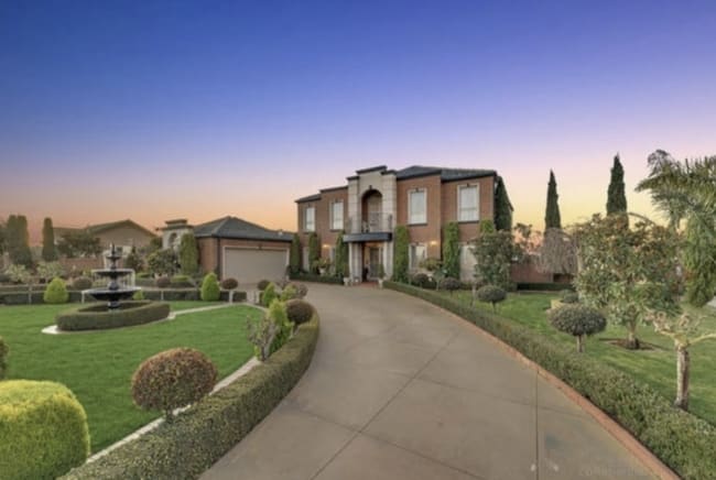 76 Cuttriss Road Werribee South VIC 3030