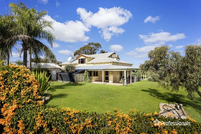 210 Nanson-Howatharra Road Nanson WA 6532 210 Nanson-Howatharra Road Nanson WA 6532