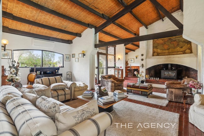 107 Quenda Glade Gidgegannup WA 6083