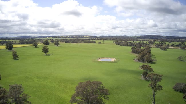 330 Furniss Loop Mobrup WA 6395 330 Furniss Loop Mobrup WA 6395