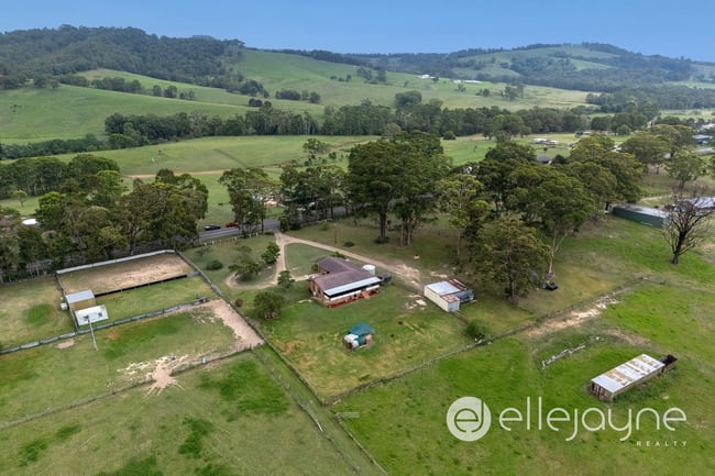 207 Sandy Creek Road Mount Vincent NSW 2323 207 Sandy Creek Road Mount Vincent NSW 2323