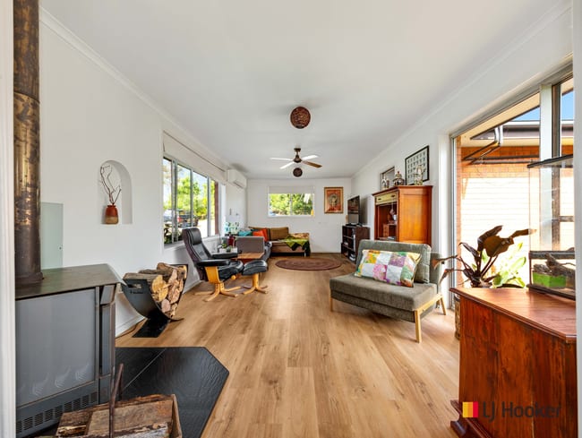 1053-1055 Princes Highway Mogo NSW 2536 1053-1055 Princes Highway Mogo NSW 2536