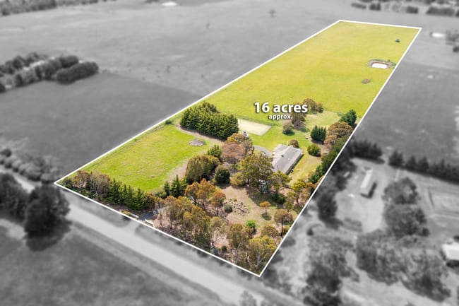48 Pierce Road New Gisborne VIC 3438